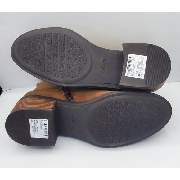 Clarks Womens Memi Zip Leather Bootie - Dark Tan, Size 7M EUC Scuffed